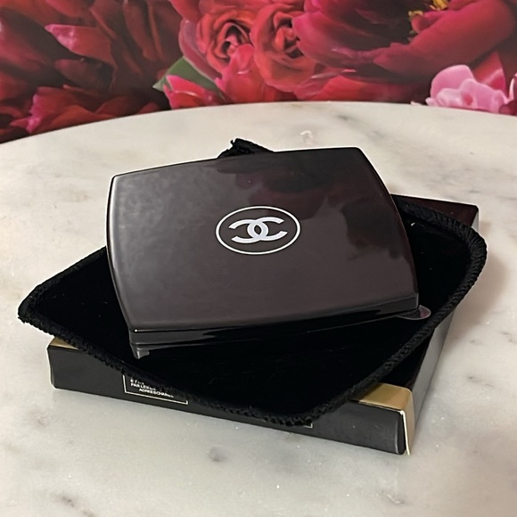 Chanel Mirror Duo Compact Double Facettes - Beautiful classic black 🎁💗🔥 - Picture 4 of 4